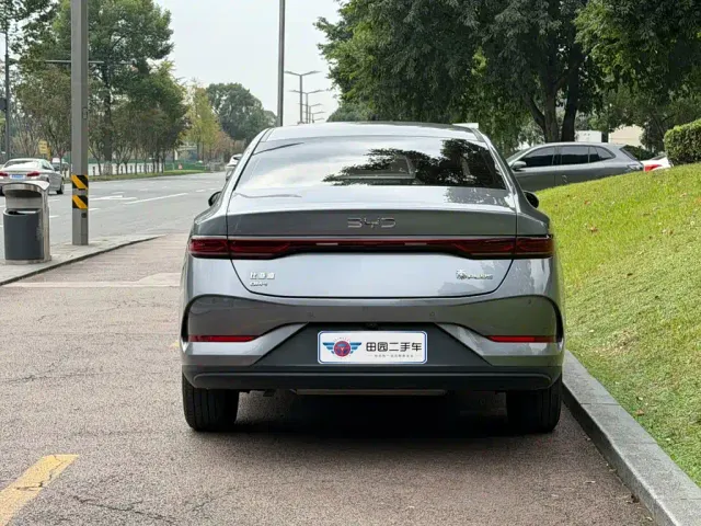 BYD Qin PLUS — Фото автомобиля 5