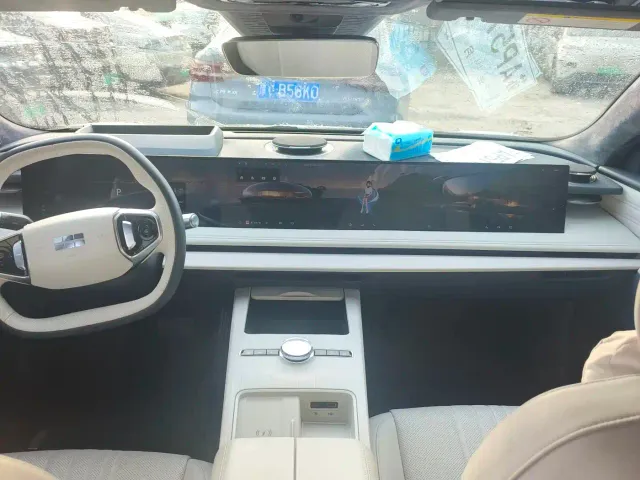Geely Galaxy E8 — Фото автомобиля 6