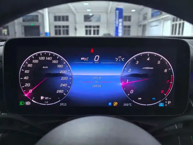 Mercedes-Benz C-Class — Фото автомобиля 9