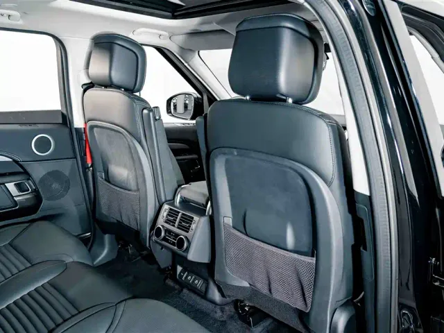 Land Rover Discovery 2023 360PS R-Dynamic SE — Фото автомобиля 22