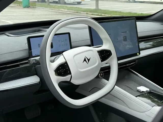 Dongfeng Yipai eπ007 2024 620Pro Edition — Фото автомобиля 10