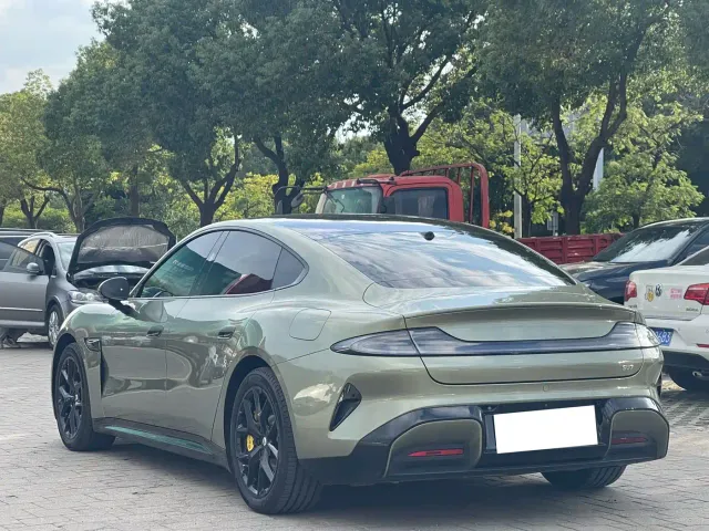 Xiaomi SU7 — Фото автомобиля 4