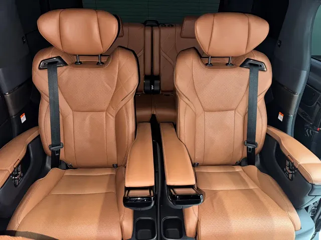 Toyota Vellfire — Фото автомобиля 8