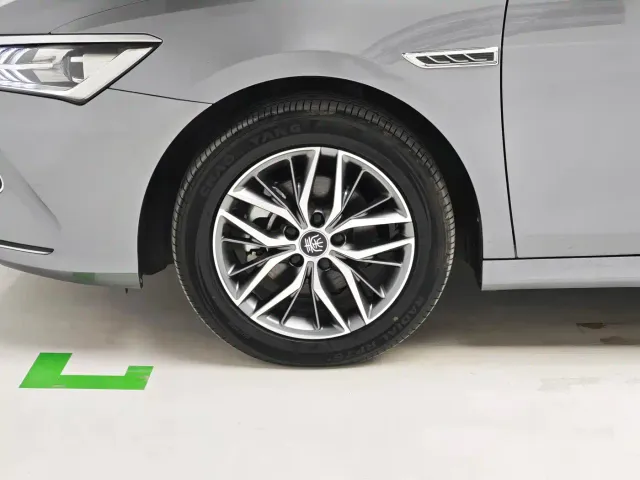 BYD Qin PLUS — Фото автомобиля 8