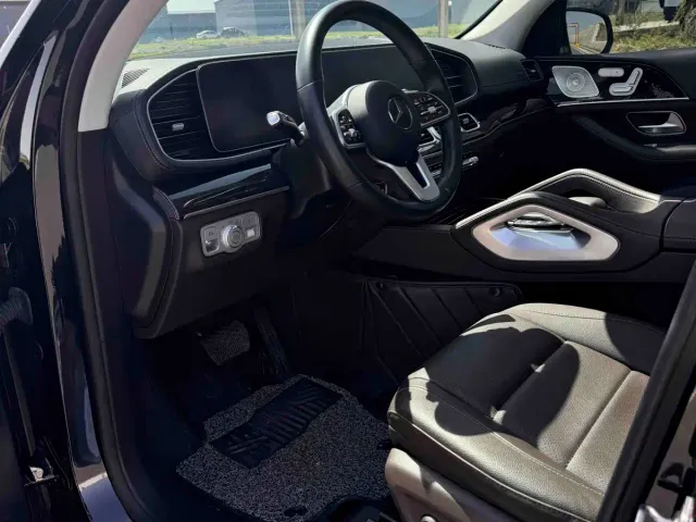 Mercedes-Benz GLE-Class — Фото автомобиля 8