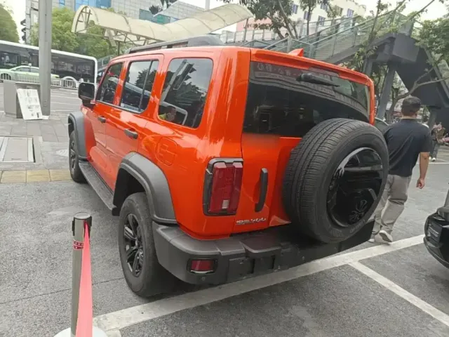 Tank Tank 300 2023 Off-Road Edition 2.0T Challenger — Фото автомобиля 4