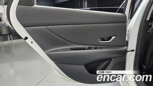 Hyundai AVANTE Новый Avante (CN7) — Фото автомобиля 24