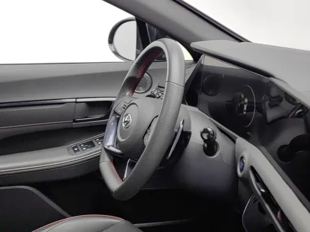 Hyundai Sonata — Фото автомобиля 22