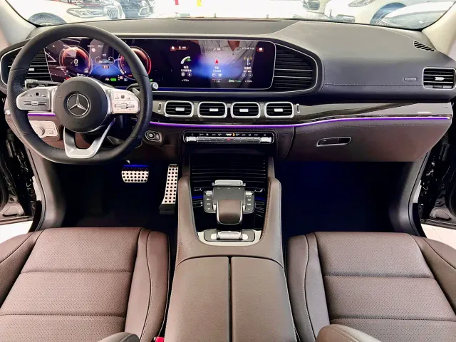 Mercedes-Benz GLS-Class — Фото автомобиля 9