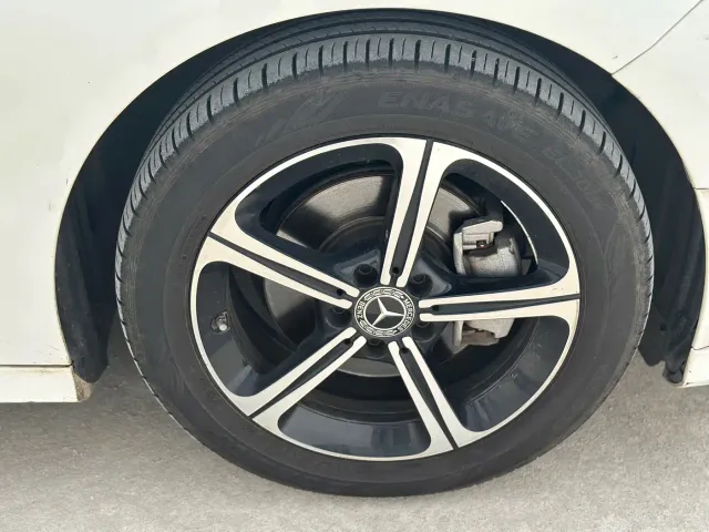 Mercedes-Benz A-Class — Фото автомобиля 19
