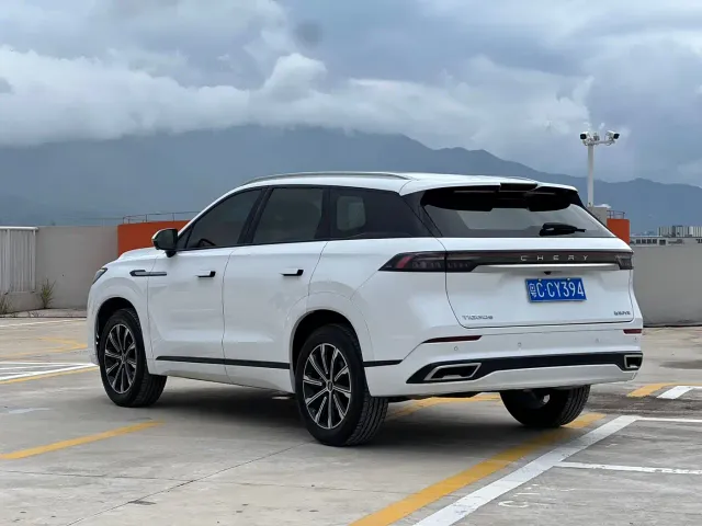 Chery Tiggo 9 — Фото автомобиля 7