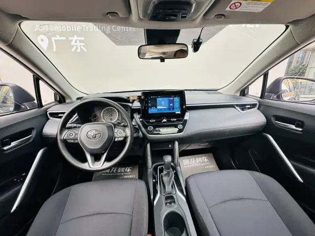 Toyota Corolla Cross — Фото автомобиля 6
