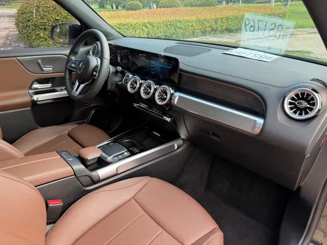 Mercedes-Benz GLB-Class — Фото автомобиля 10