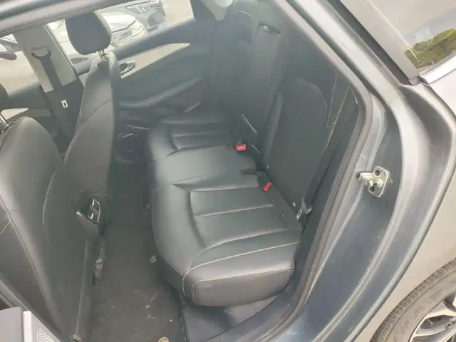 Roewe i6 MAX EV — Фото автомобиля 16