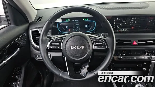 Kia Seltos Бензин 1.6 турбо 2WD — Фото автомобиля 12