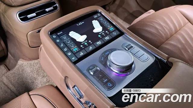 Genesis G90 Бензин 3.5 турбо AWD — Фото автомобиля 20