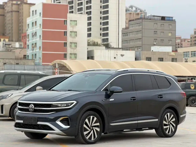 Фотография автомобиля — Volkswagen Talagon