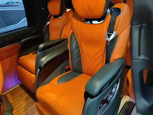 Mercedes-Benz Vito 2021 2.0T Business Edition 7-seater — Фото автомобиля 16