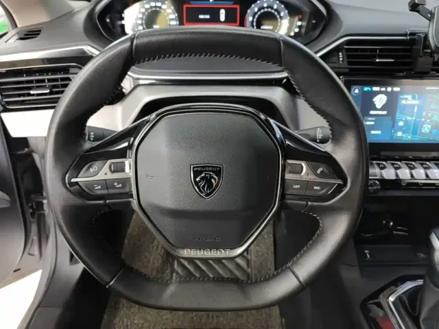 Peugeot 408 — Фото автомобиля 10