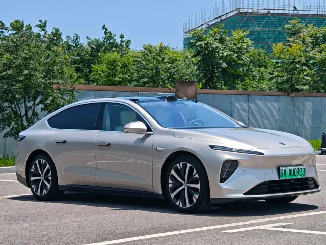 Nio ET7 — Фото автомобиля 2