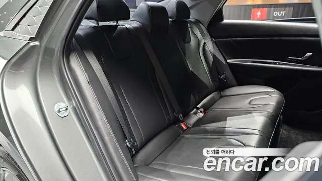 Hyundai AVANTE Новый Avante (CN7) 1.6 LPi (Для проката) — Фото автомобиля 12
