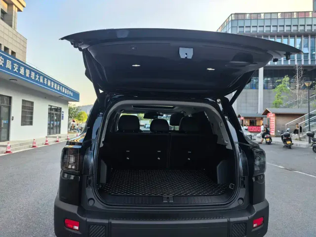 Jetour T1 — Фото автомобиля 5