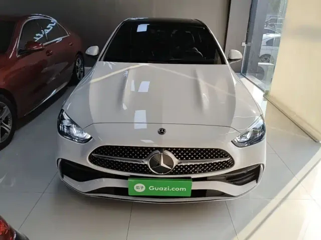 Mercedes-Benz C-Class — Фото автомобиля 2