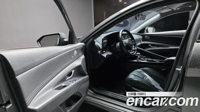 Hyundai Avante CN7 — Фото автомобиля 10