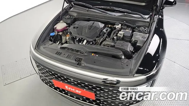 Hyundai Grandeur GN7 — Фото автомобиля 6