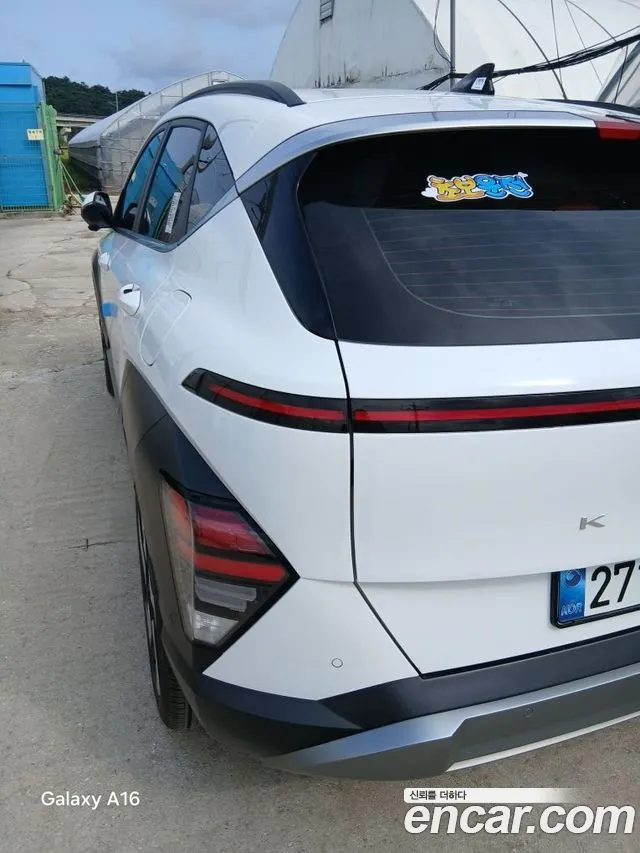 Hyundai Kona SX2 — Фото автомобиля 10