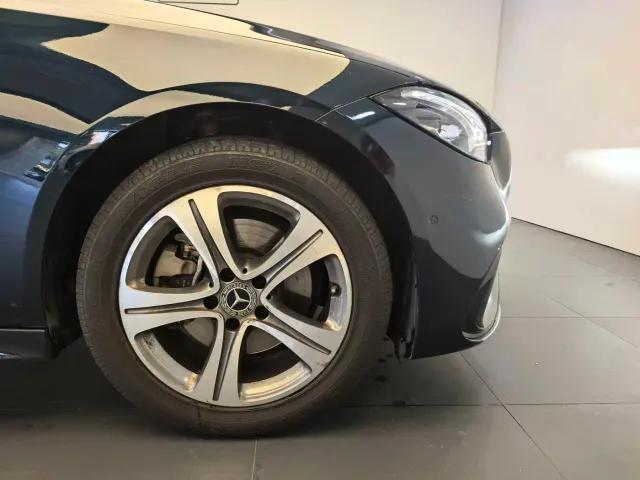 Mercedes-Benz C-Class — Фото автомобиля 6