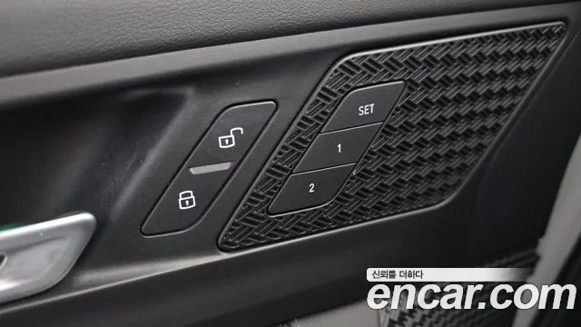 BMW 2 Series U06 — Фото автомобиля 28