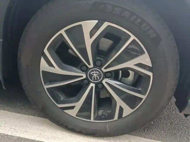 BYD Song Pro — Фото автомобиля 8