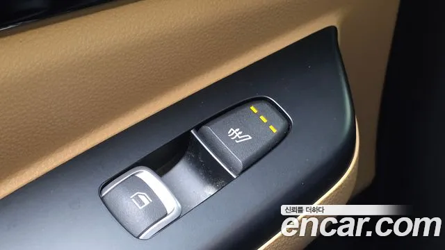 Kia Carnival Generation 4 — Фото автомобиля 27