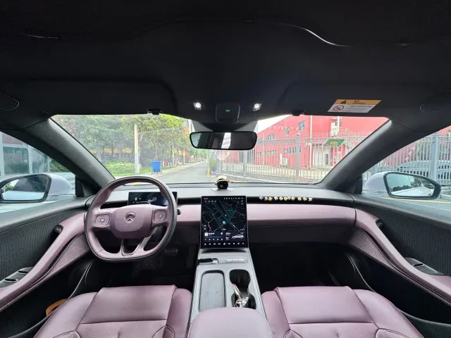 Nio ET5 Touring — Фото автомобиля 8