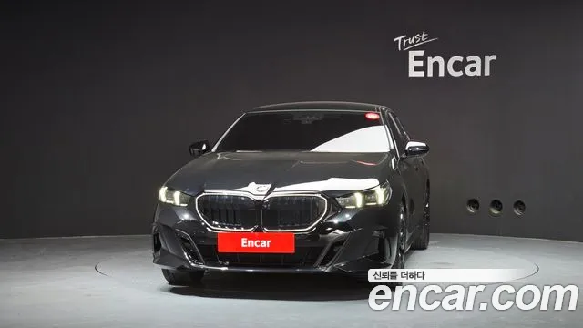 BMW 5-Series 5 серия (G60) 530i xDrive M Sport Pro Special Edition — Фото автомобиля 3
