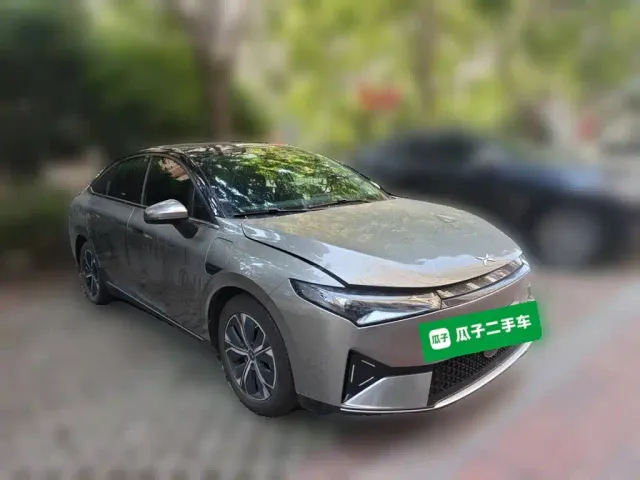 Xpeng P5 — Фото автомобиля 24