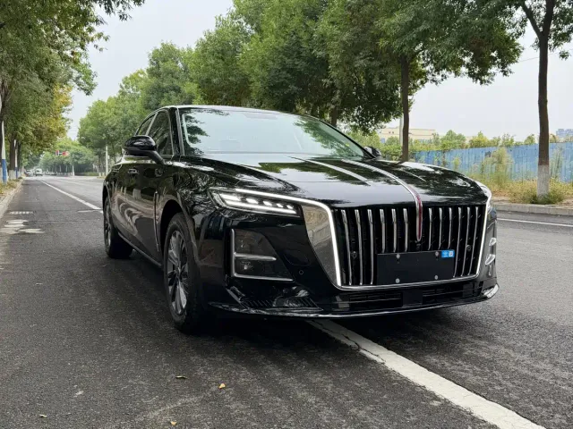 Hongqi H5 — Фото автомобиля 3
