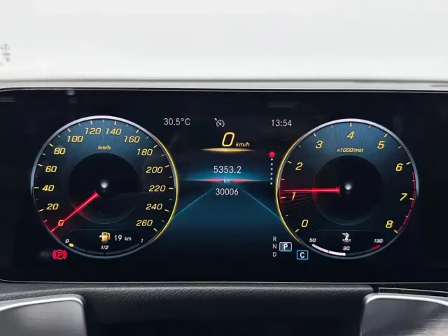 Mercedes-Benz GLB-Class — Фото автомобиля 14