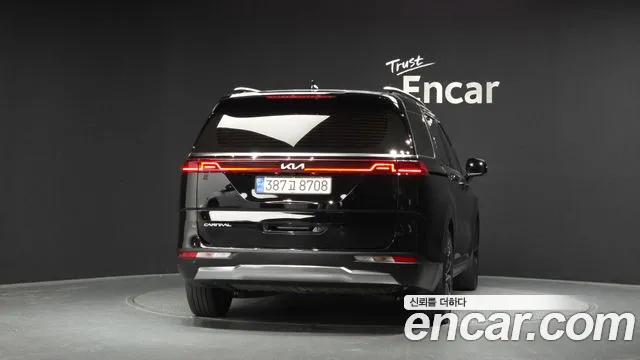 Kia Canival Carnival 4 поколение Дизель 9 мест Noblesse — Фото автомобиля 4