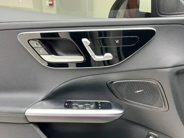 Mercedes-Benz C-Class — Фото автомобиля 12