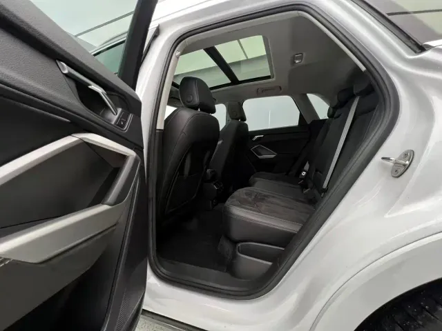 Audi Audi Q3 2022 35 TFSI Fashion Dynamic — Фото автомобиля 13