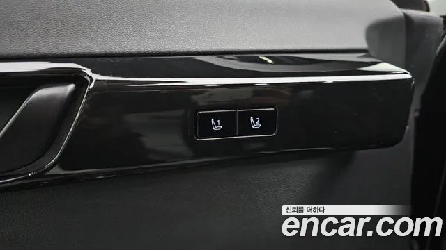 Hyundai Grandeur GN7 — Фото автомобиля 28