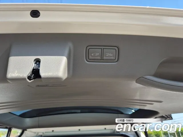 Hyundai Staria Staria — Фото автомобиля 8