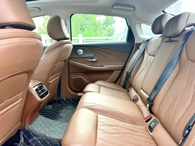 Chery Arrizo 8 — Фото автомобиля 11