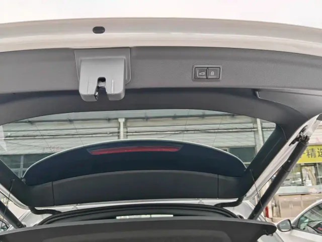 Audi Q3 — Фото автомобиля 9