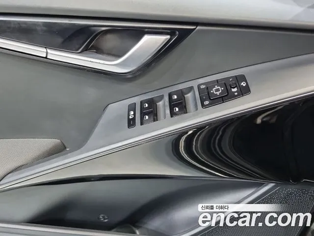 Kia Niro The All New — Фото автомобиля 7