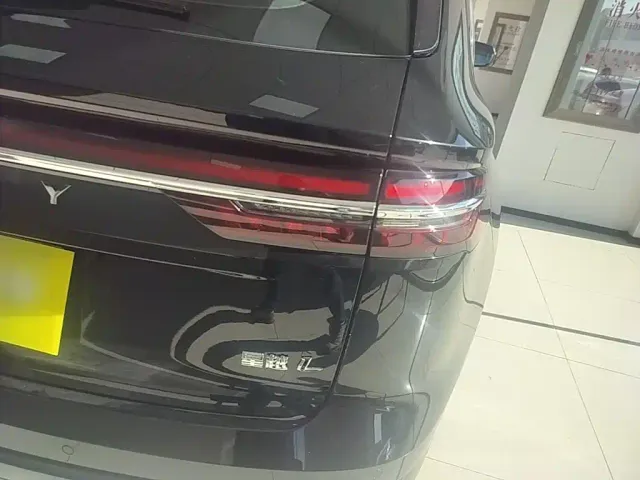 Geely Xingyue L — Фото автомобиля 7