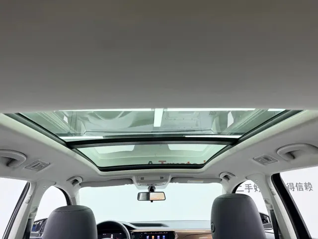 Volkswagen Tharu — Фото автомобиля 14