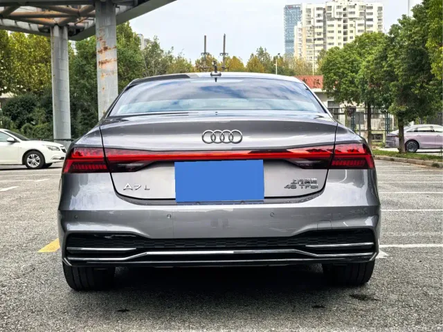 Audi A7L — Фото автомобиля 6
